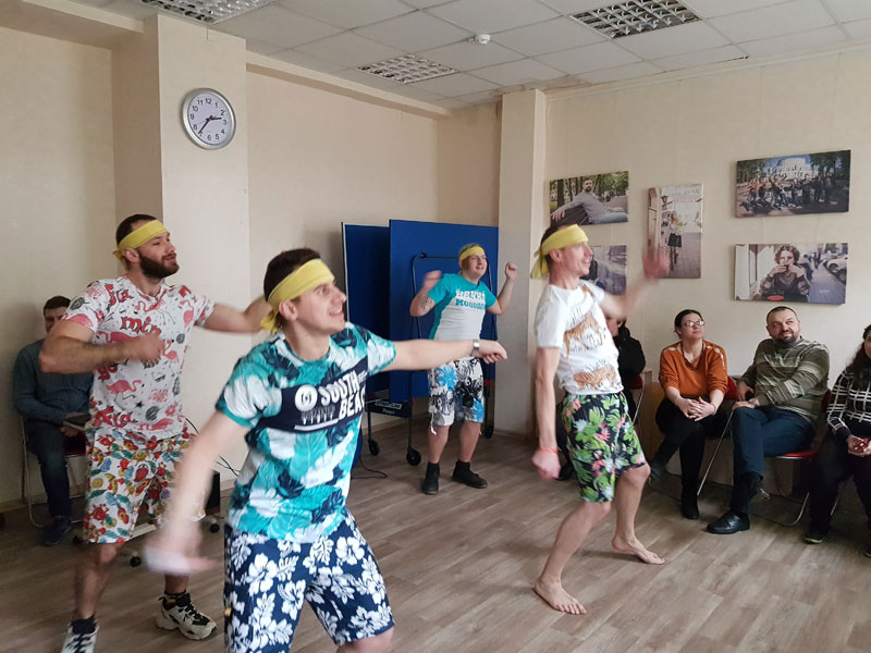 8 марта: театрально-танцевальный номер
